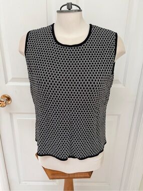 Jones New York Black and White Geometric Knit Tank ladies XL